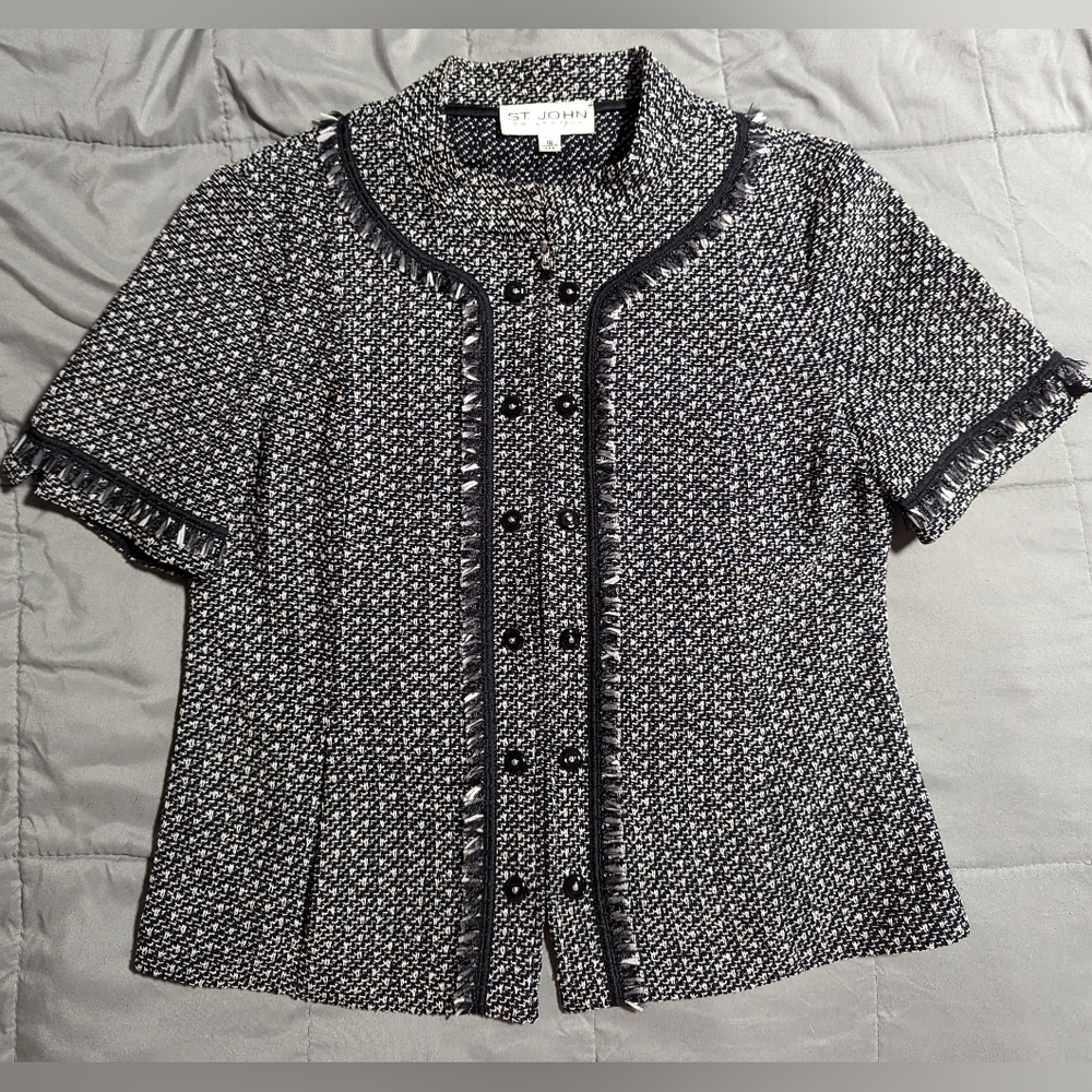St John Collection short sleeve zipper front jacket